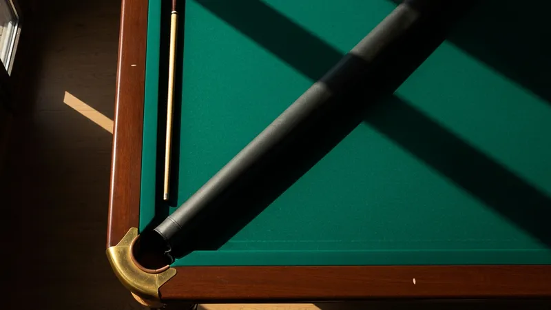 Housses de protection pour tables de billard : pourquoi c'est essentiel